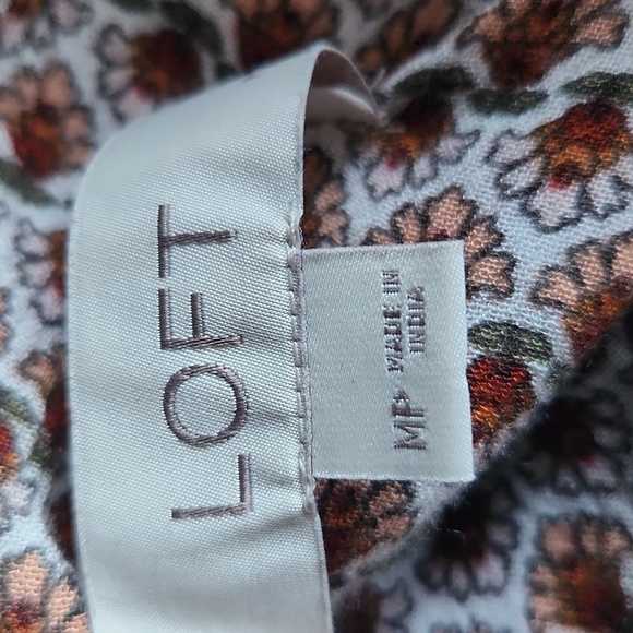 Loft Neutral Geometric Floral Blouse - Picture 12 of 13